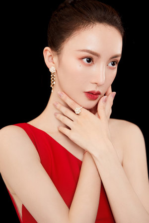 亚洲综合小说另类图片久久