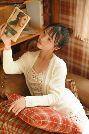 人妻の亂倫波多野结衣