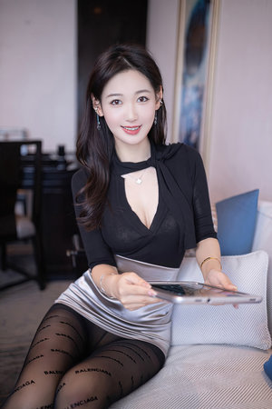 欧美交换配乱吟粗大免费看