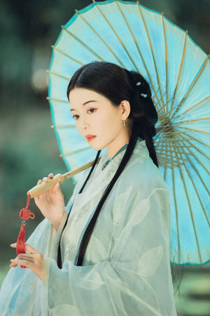 丰满少妇啪啪呻吟不断小说